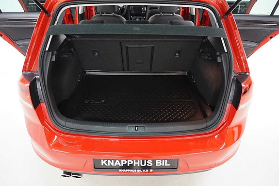 Volkswagen Golf VII 9 of 28
