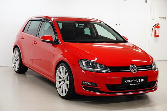 Volkswagen Golf VII 7 of 28