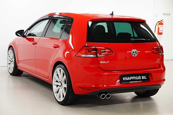 Volkswagen Golf VII 3 of 28