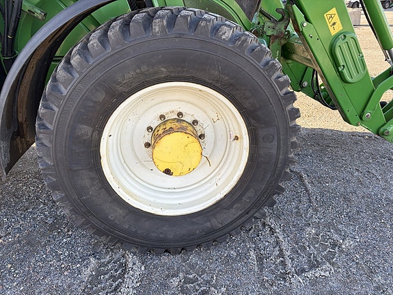 John Deere 6155R 50 KM 9 of 13
