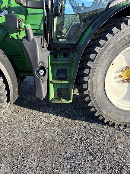 John Deere 6155R 50 KM 10 of 13