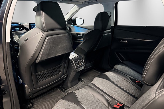 Peugeot 5008 19 of 30