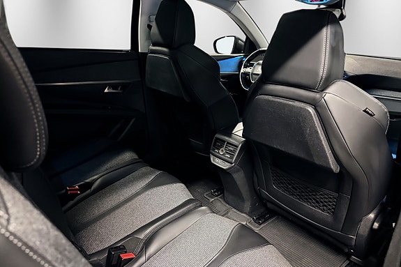 Peugeot 5008 21 of 30