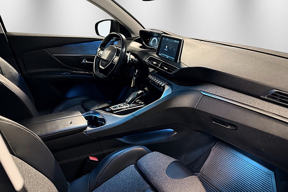 Peugeot 5008 16 of 30