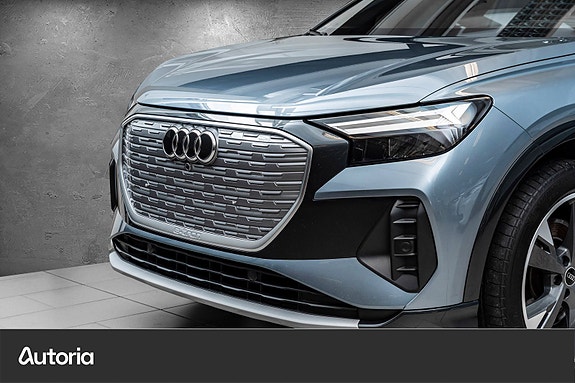Audi Q4 e-tron 2 of 30