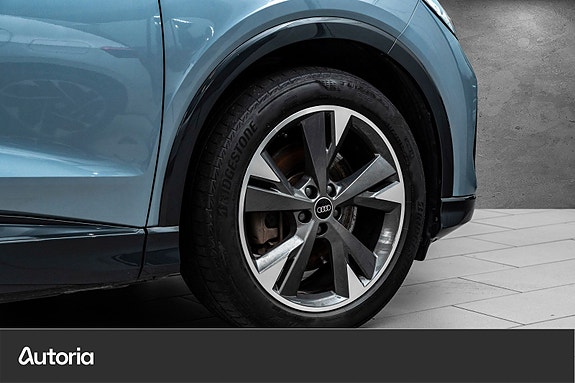 Audi Q4 e-tron 10 of 30