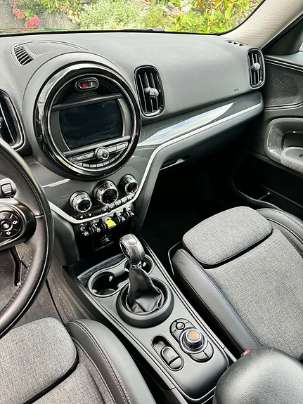 MINI Countryman Cooper SE 16 of 21