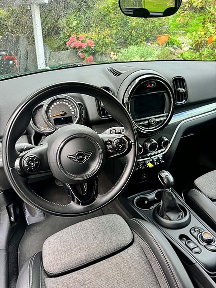 MINI Countryman Cooper SE 15 of 21