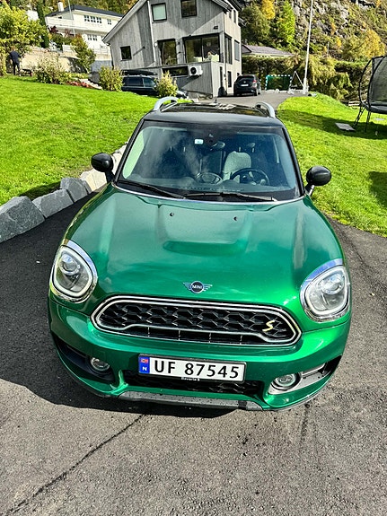 MINI Countryman Cooper SE 3 of 21