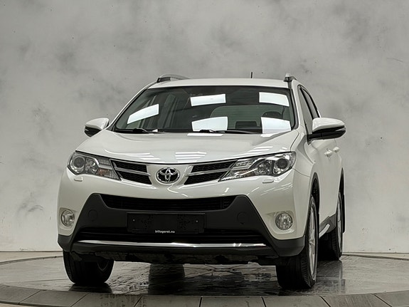 Toyota RAV4 2 of 30