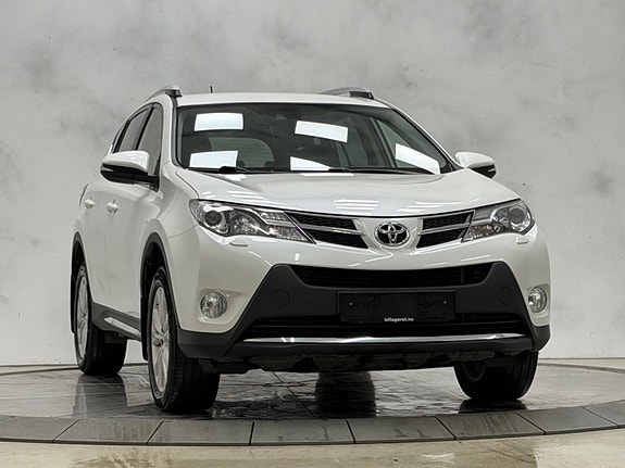 Toyota RAV4 4 of 30