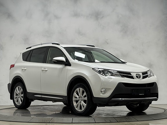 Toyota RAV4 5 of 30