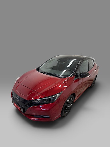 Nissan Leaf 3 of 25