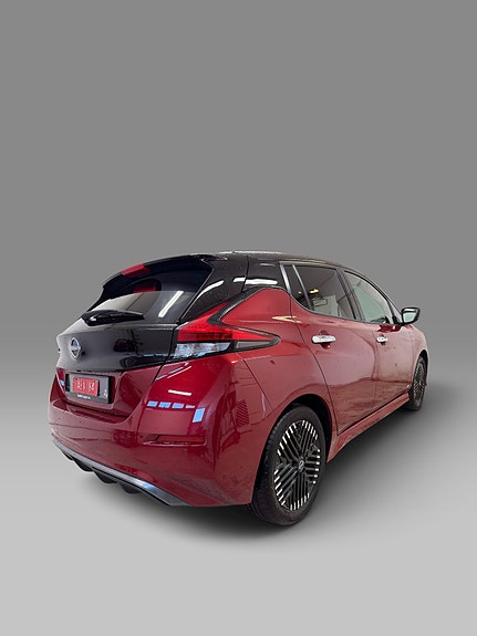 Nissan Leaf 13 of 25
