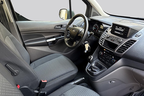 Ford Transit Connect 16 of 17