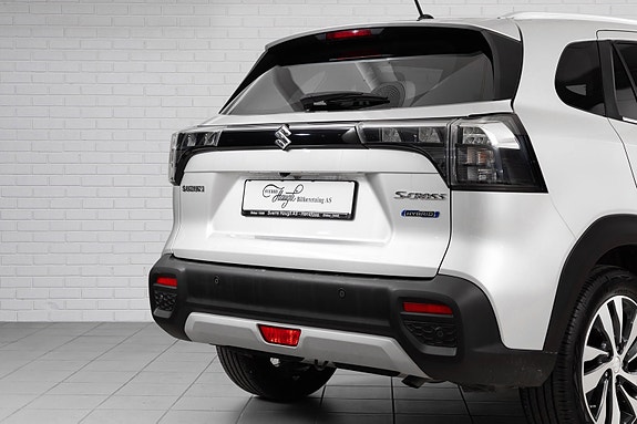Suzuki S-Cross 6 of 27