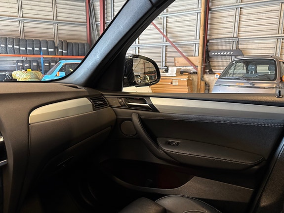 BMW X3 18 of 30