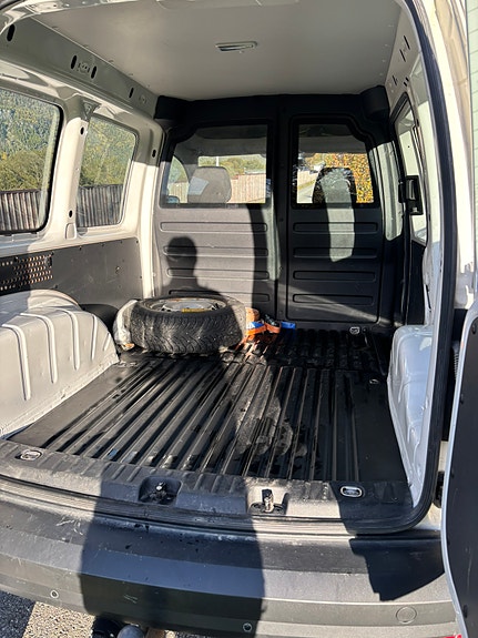 Volkswagen Caddy 7 of 8