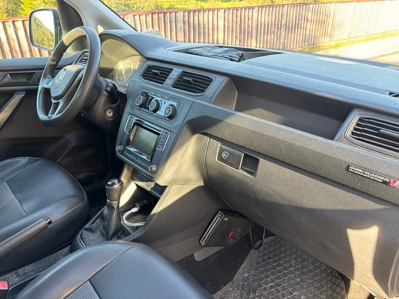 Volkswagen Caddy 6 of 8