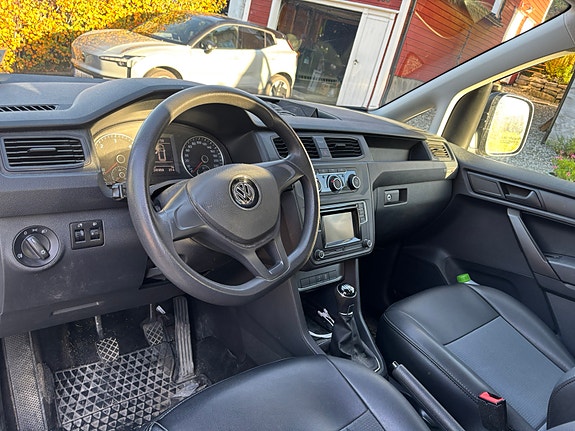 Volkswagen Caddy 5 of 8