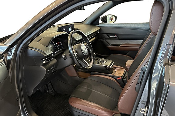 Mazda MX-30 8 of 24