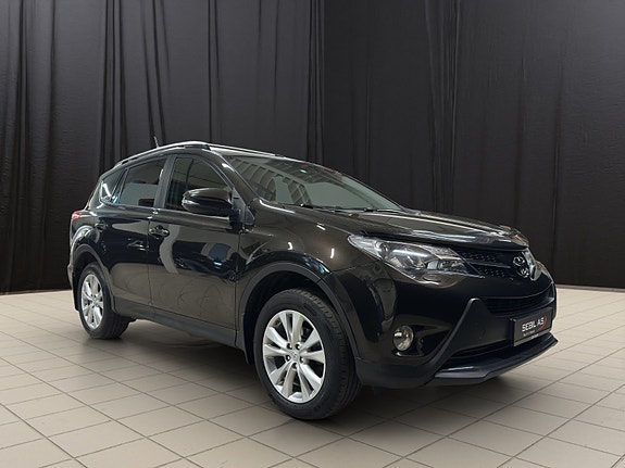 Toyota RAV4 7 of 26
