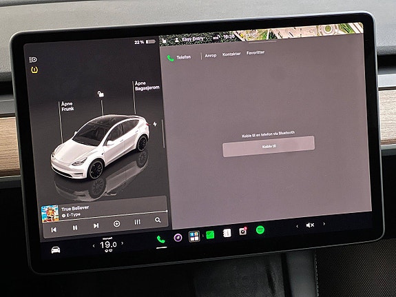 Tesla Model Y 25 of 30