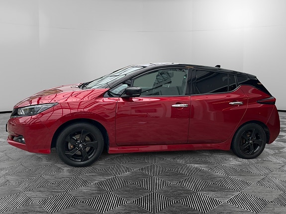 Nissan Leaf 2 of 17