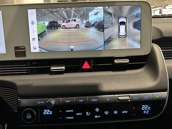 Hyundai Ioniq 5 12 of 18