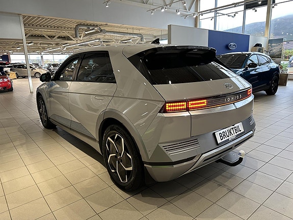 Hyundai Ioniq 5 3 of 18