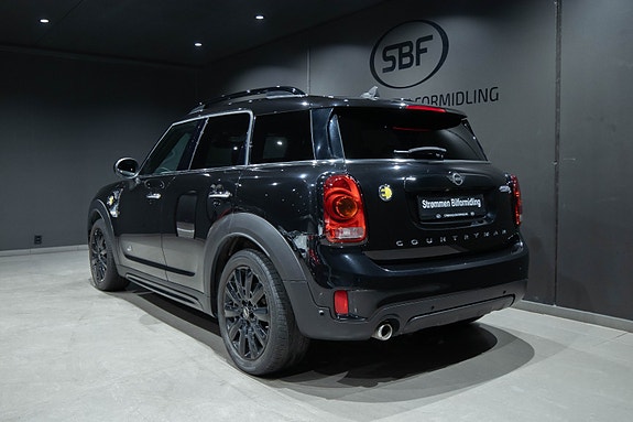 MINI Countryman Cooper SE 4 of 24