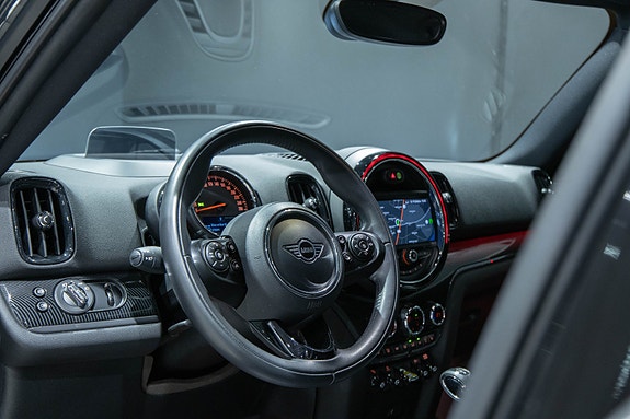 MINI Countryman Cooper SE 8 of 24