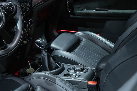 MINI Countryman Cooper SE 9 of 24