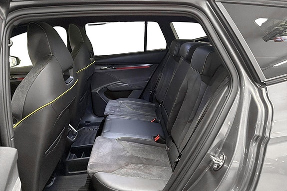 Skoda Enyaq RS 7 of 24