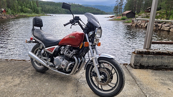 Yamaha XJ 750 # MAXIM # USA MODELL # 18 of 23