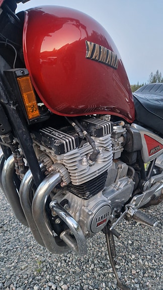 Yamaha XJ 750 # MAXIM # USA MODELL # 8 of 23