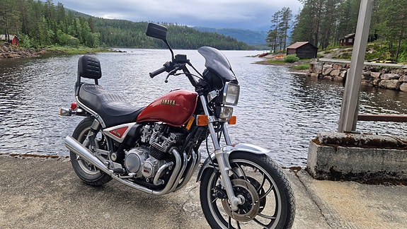 Yamaha XJ 750 # MAXIM # USA MODELL # 17 of 23