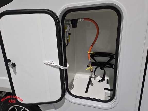 Adria COMPACT SELECT DL 8 of 30