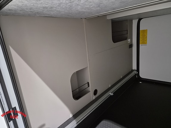 Adria COMPACT SELECT DL 10 of 30