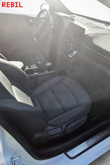 Hyundai IONIQ 9 of 12