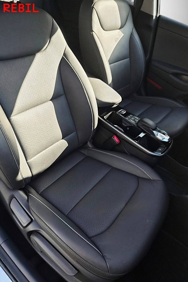 Hyundai IONIQ 8 of 12