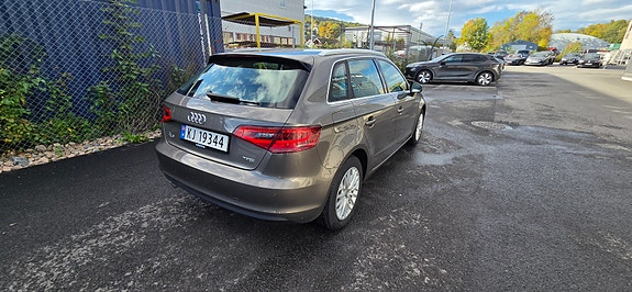 Audi A3 3 of 16