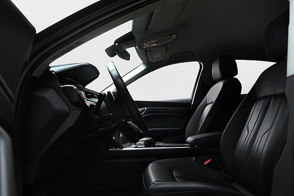Audi e-tron Sportback 11 of 26