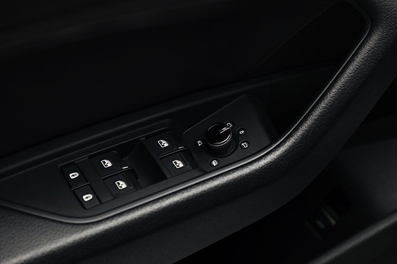 Audi e-tron Sportback 17 of 26