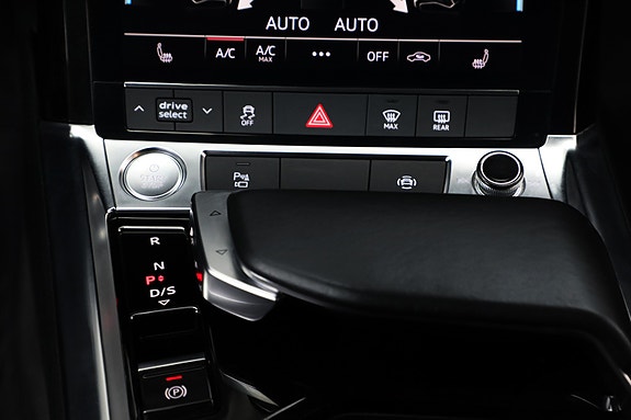 Audi e-tron Sportback 18 of 26