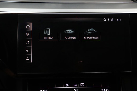 Audi e-tron Sportback 23 of 26