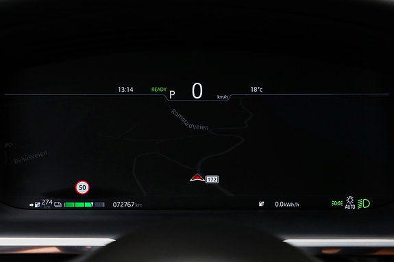 Jaguar I-PACE 16 of 24