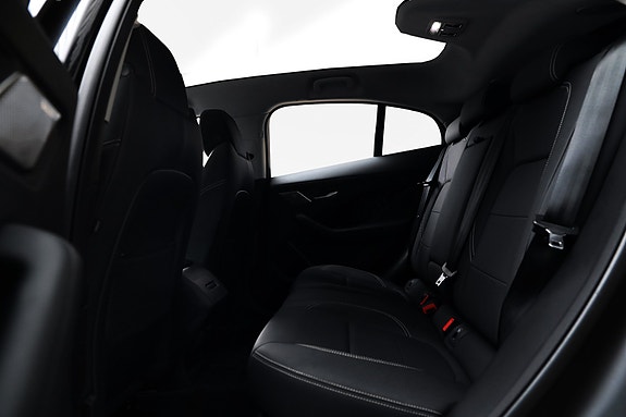 Jaguar I-PACE 11 of 24