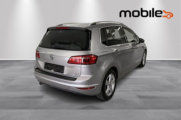 Volkswagen Golf Sportsvan 3 of 24
