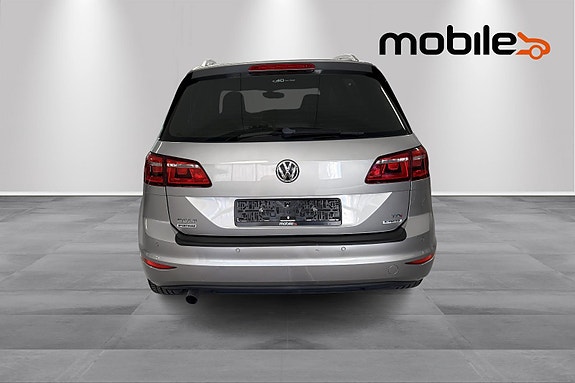 Volkswagen Golf Sportsvan 4 of 24
